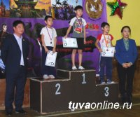 Более 200 спортсменов приняло участие в новогоднем турнир по ушу в Кызыле