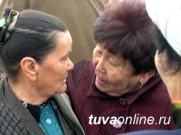 В Туве в Год Учителя открыт памятник Первым русским учителям