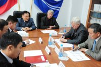 Глава Тувы согласовал с парламентскими фракциями кандидатов на должности своих заместителей