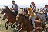 В Туве открывается 18-й сезон конных скачек