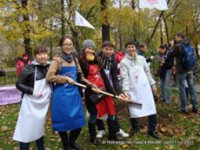 Тувинские студенты принимают участие в озеленении Москвы