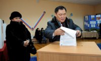 Шолбан Кара-оол и Лариса Шойгу проголосовали на избирательном участке Каа-Хемский «Западный» №86