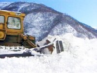На Буйбинском перевале трассы М-54 четвертые сутки идет снег