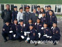 Победителем слета отрядов «Юный друг полиции» стала команда «ОМОН» Кызылского кожууна