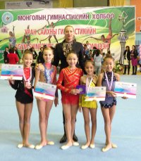 У тувинских гимнасток на Кубке Gym Shine в Монголии серебро и две бронзы