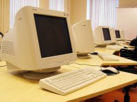 Подростки украли из школы компьютер