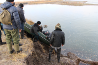 Водолазы обнаружили в реке Хемчике тело женщины, погибшей в ДТП