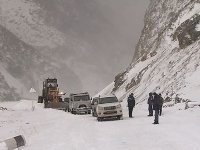 Тува. На перевалах третьи сутки идет снег