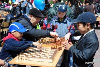 9 школьников в сеансе одновременной игры на 110 досках смогли одержать победы над ведущими шахматистами Тувы
