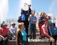 Легендарный калмыцкий «Тюльпан» расцвел в День России на главной площади Тувы