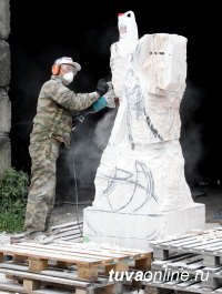 В Кызыле на площади Арата 29 июня можно будет попробовать себя в роли скульптора, взять уроки мастерства у художников из разных стран и регионов