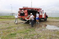 В Туве состоялись соревнования среди добровольных пожарных команд республики