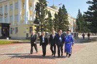 Верховный Хурал Тувы с юбилеем республики поздравили главы парламентов Хакасии и Новосибирской области