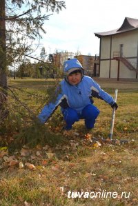 Тысячи кызылчан вышли на общегородской субботник