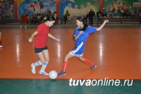 Девчата школы № 3 принесли еще одну победу в копилку школы на турнире по мини-футболу