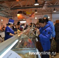 Тандинская баранина за 270 рублей, вкуснейший хлеб – от Пирогова, сизимская картошка… В Кызыле начались субботние «Дни кожуунов»
