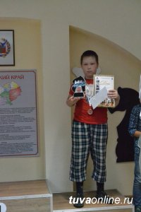 Из Барнаула с успехом вернулись юные шахматисты Тувы
