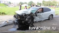 В Кызыле на оживленном перекрестке произошло столкновение двух автомашин