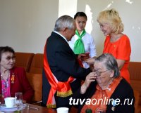 Нового Почетного гражданина Кызыла чествовали в День Города