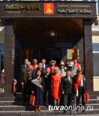 Нового Почетного гражданина Кызыла чествовали в День Города