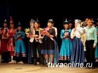 Государственный ансамбль "Саяны" открыл 47-й концертный сезон
