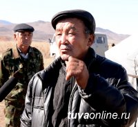 В Туве через бурную реку Алаш для удобства чабанов построено два крепких моста