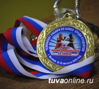 В Туве состоялся Чемпионат Сибири по боксу среди студентов