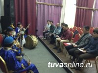 Тувинский Союз молодежи подведет итоги проекта "Молодежный хоомей" концертом