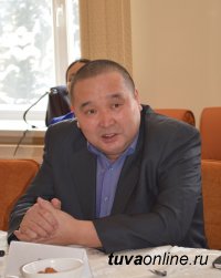 Накануне Шагаа встреча с Почетными гражданами Кызыла за чаем с молоком