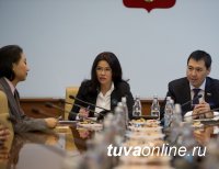 Сенаторы от Тувы познакомили молодежь Тувинского землячества в Москве с работой Совета Федерации