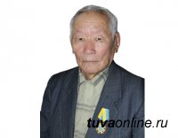 Ветеран Кара-оол Маспык-оол отмечает 80-летие