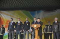 В Туве Олимпийский чемпион Дмитрий Труненков пригласил на танец труженицу тыла Дину Королеву