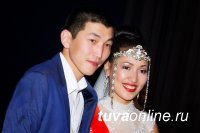 Айгуля Самбуга представит Туву на всероссийском Фестивале Невест