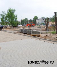 В центре Кызыла реконструируется сквер, где будет воздвигнут памятник тувинским добровольцам