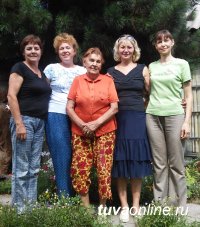 Кызыл: Ветерана спорта Нелли Юрьеву поздравили с Днем физкультурника