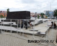 Памятник тувинским добровольцам на пути в Кызыл
