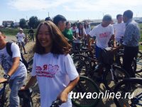 "Добрые сердца Тувы" провели велопробег в поддержку паралимпийской сборной России