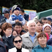 Вести-Россия: В Туве открыт памятникам добровольцам ТНР, воевавшим с фашизмом