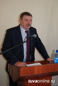 Глава Кызыла Дина Оюн призвала МВД Тувы укрепить кадрово полицию Кызыла и организовать территориальное отделение на Левобережных дачах