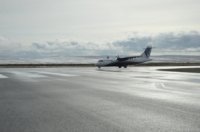 Новая взлетно-посадочная полоса аэропорта "Кызыл" приняла первый самолет