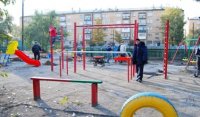 В столице Тувы  устанавливают детские игровые площадки во дворах многоквартирных домов