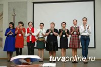 В числе 10 лучших сибирских воспитательниц детских садов кызылчанка Оксана Голуб