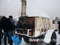 Накануне Рождества на Левобережных дачах Кызыла работала полевая кухня