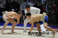 Студенты ТувГУ взяли золото и серебро на первенстве России по сумо среди юношей
