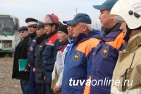 На Левобережных дачах Кызыла проведены учения экстренных служб на случай подтопления