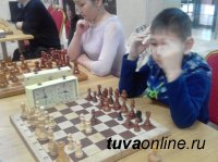В Кызыле впервые проведен Открытый шахматный турнир, посвященный Дню местного самоуправления