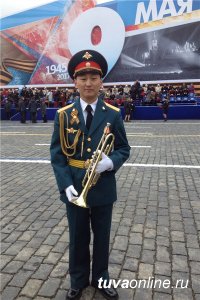 Тувинский музыкант попал в Кремлевский оркестр