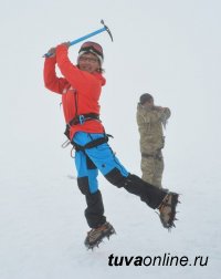 Сегодня "Снежный барс" Марианна Кыргыс  расскажет о восхождении на Эверест