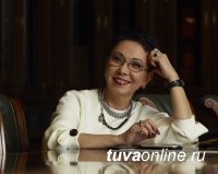 Депутат Госдумы Лариса Шойгу поздравила учителей Тувы с профессиональным праздником