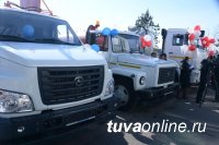Автопарк Кызылского района пополнился коммунальной спецтехникой Автопарк Кызылского района пополнился коммунальной спецтехникой